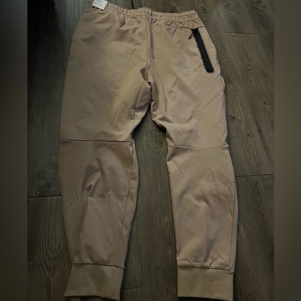 Nike Men's Tan Jogger Pants